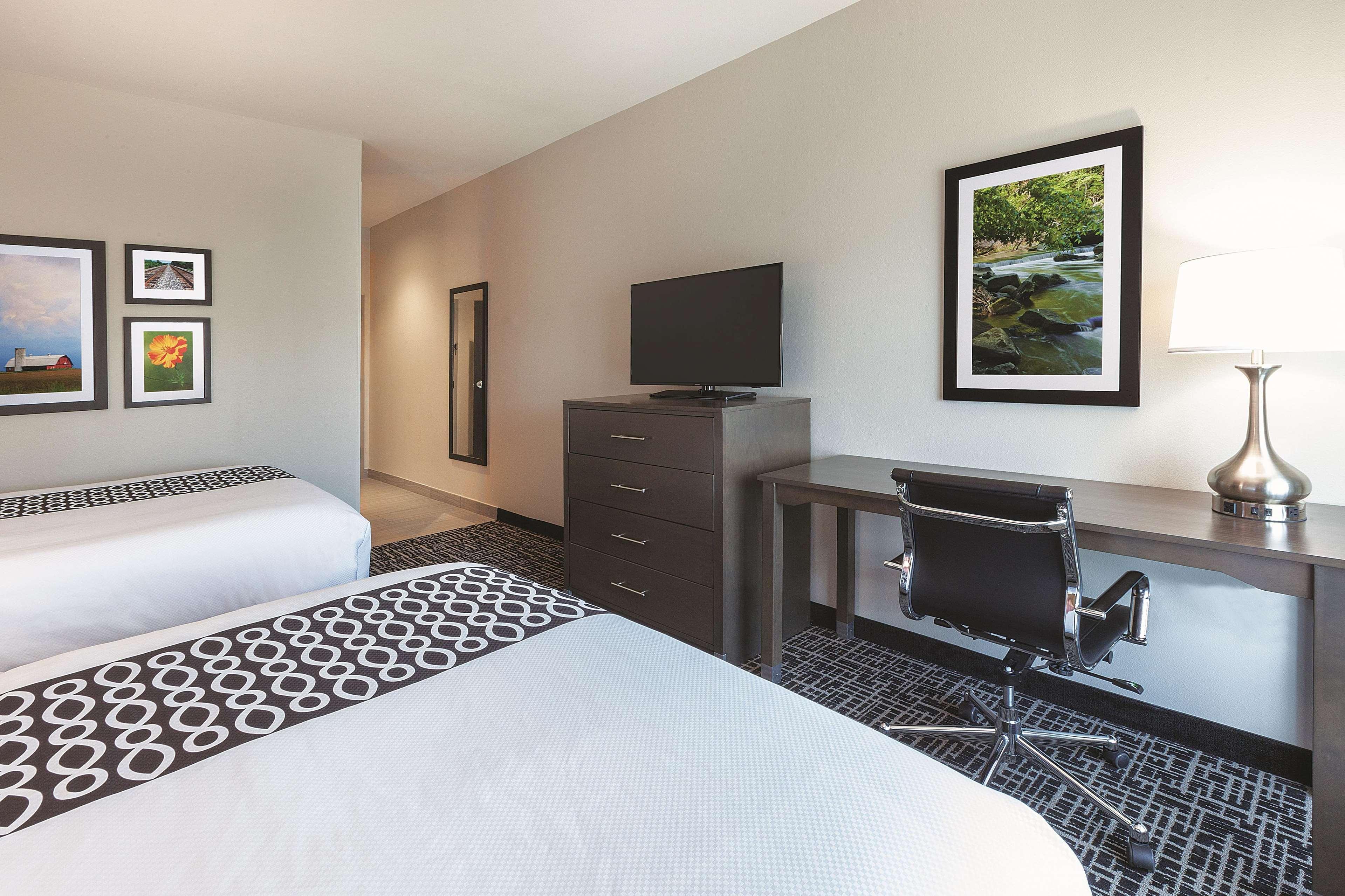 La Quinta By Wyndham Terre Haute Εξωτερικό φωτογραφία